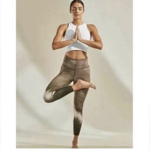 ATHLETA nwot Elation Watercolor 7/8 Leggings